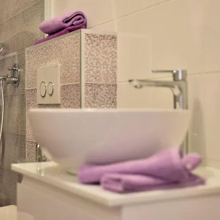 Апартаменты Small Escape